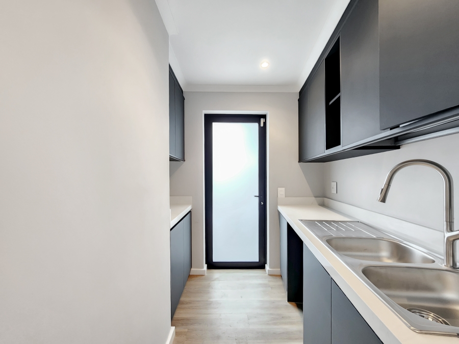 3 Bedroom Property for Sale in Rondebosch Western Cape